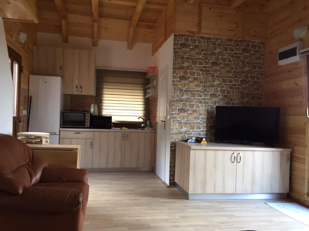 Apartmani Tornik-Planinska Kuca Zdravkovic Dobroselica Eksteriør billede