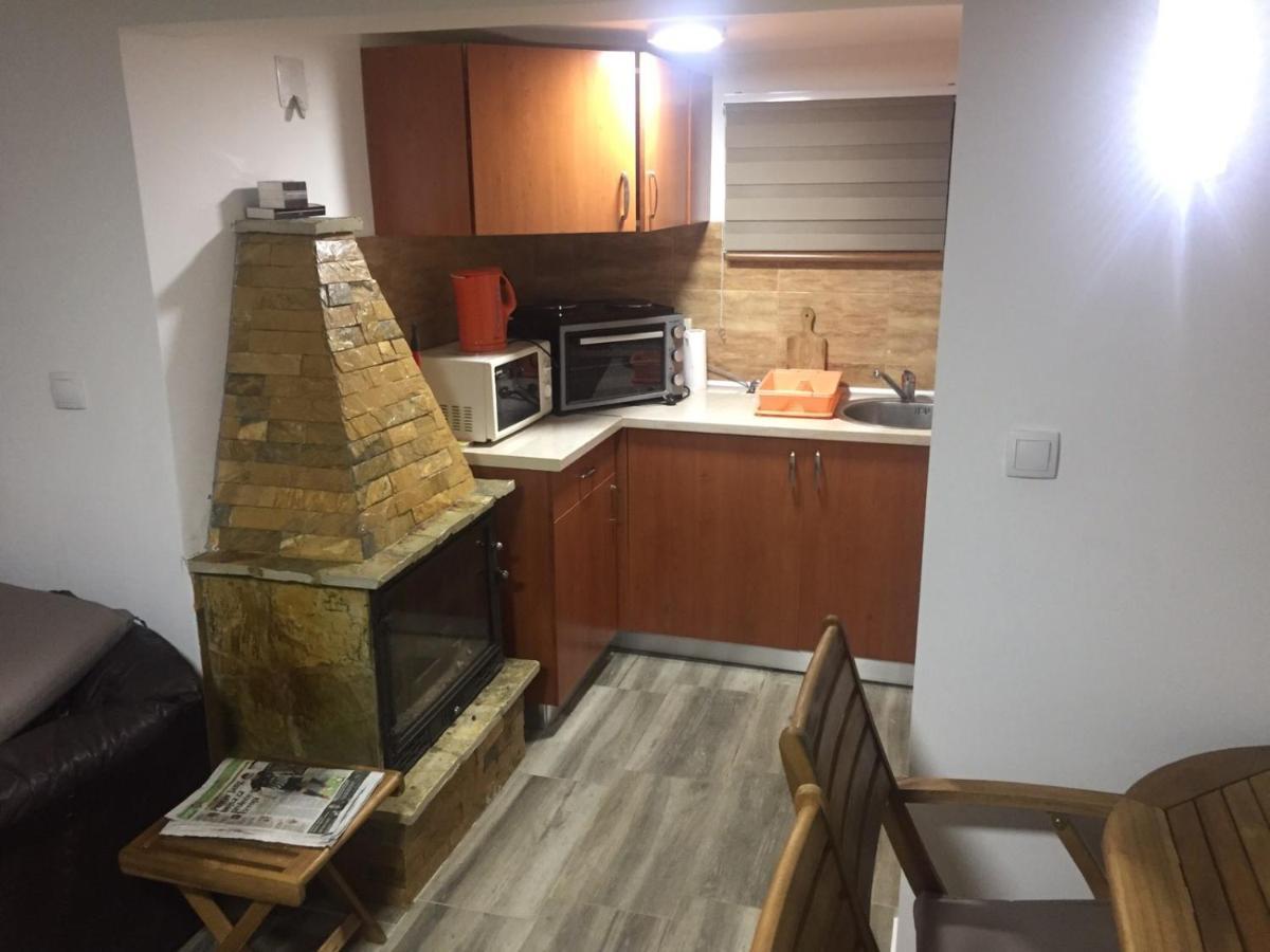 Apartmani Tornik-Planinska Kuca Zdravkovic Dobroselica Eksteriør billede
